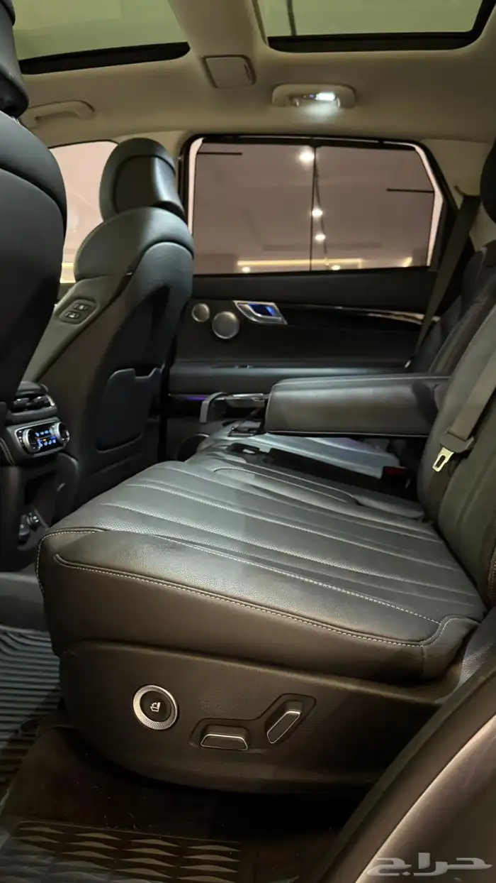 جنسس GV80 2020 ( بنزين 6V ) فل كامل بحالة الوكالة 23