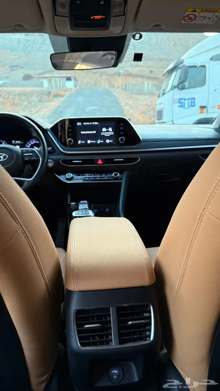 هونداي سوناتا 2022 ( بنزين ) فل كامل 12