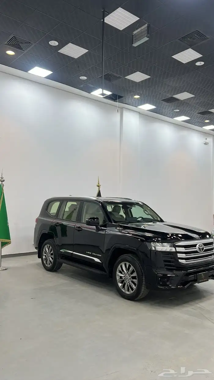 جيب لاند كروزر 2025 1