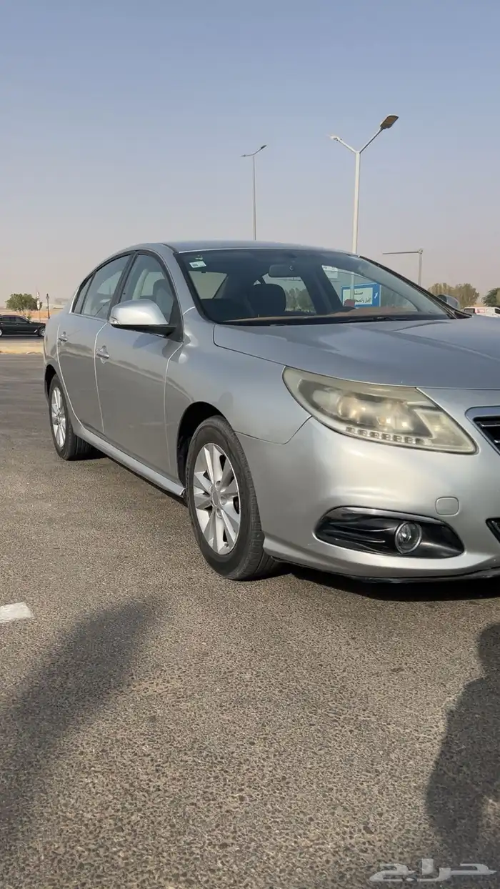 رينو سافران 2015 0