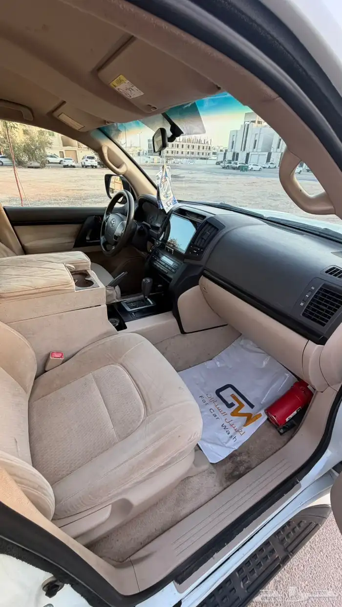 للبيع لاند كروزر 2014 20