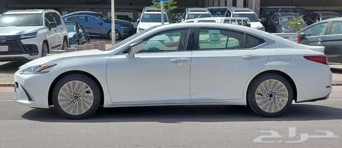 لكزس ES350 نص فل CC 2025 بريمي (اقساط جميع البنوك) 3