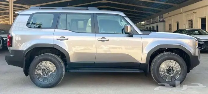 تويوتا برادو TXL3 موديل 2025 نظام 50-50 4