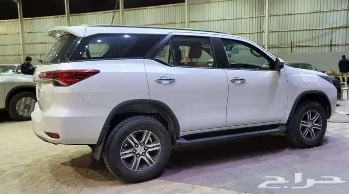 تويوتا فورتشنر GX2 دبل بنزين 2025 1