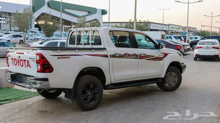 هايلكس غمارتين بريمي موديل 2025 كاش واقساط باقل سعر 11