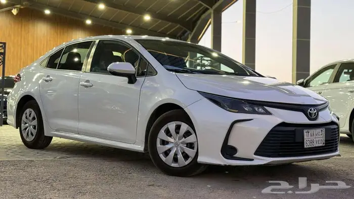 تويوتا كورولا XLI 2020 لون أبيض 2
