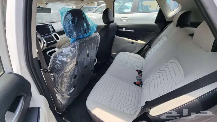 كيا سونيت GL موديل 2024 عروض وتخفيضات القيادة للسيارات 4