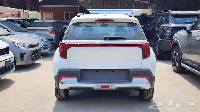 كيا سونيت GL موديل 2024 عروض وتخفيضات القيادة للسيارات 1