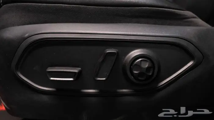 جيب جراند شيروكي 2023 اصفار باقل سعر عند هلا كار 11