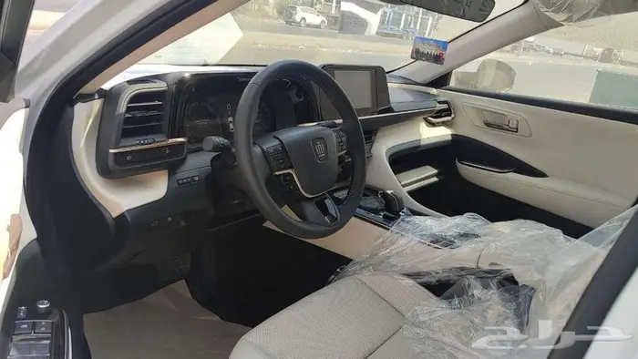 كراون 2026 برستيج ابيض 150.300 شامل 1