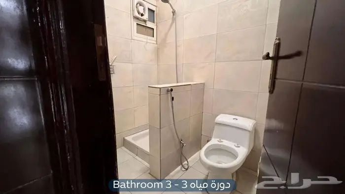 شقة مؤثثة للإيجار   حي حطين 12