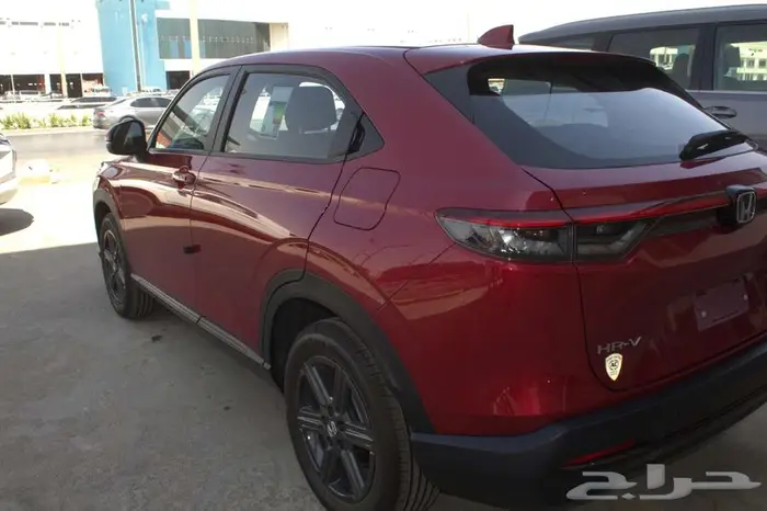 هوندا HR-V نص فل LX م2025 4
