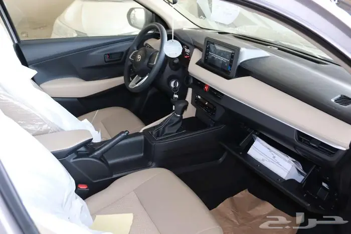 تويوتا يارس Y بنزين 2026 - عروض الأقساط 11