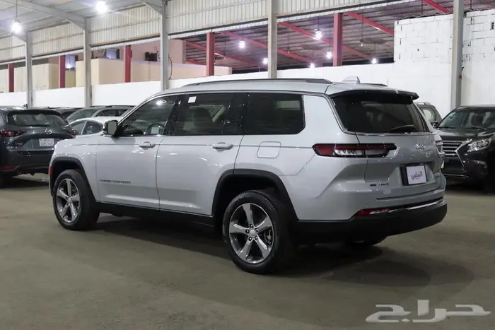 جراند شيروكي 2022 فل كامل ليميتد 6