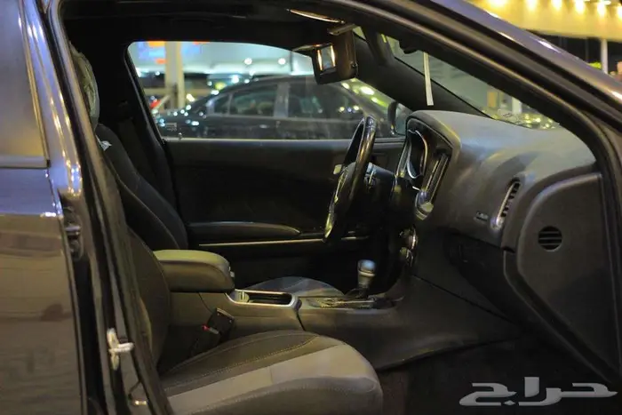 دودج تشارجر موديل 2017 RT 14