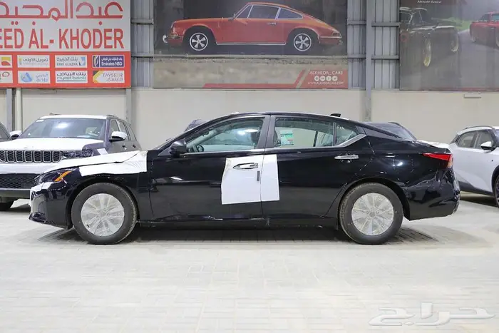 نيسان التيما اسود 2025 2
