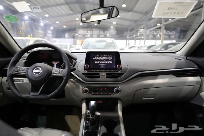نيسان التيما اسود 2025 8