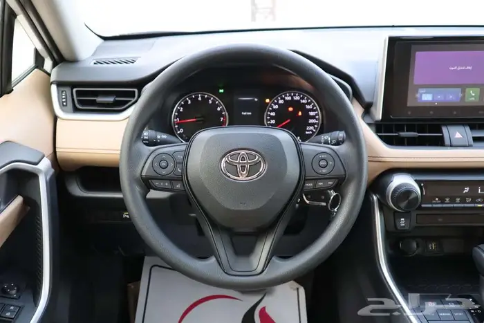تويوتا راف فور دبل وبدون دبل 2025 15