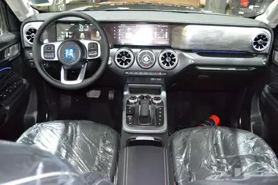 تانك 300فل كامل موديل 2025 عروض القيادة للسيارات index