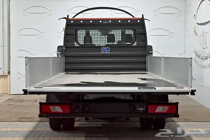 فورد ترانزيت فان 330S جوانب قير عادي ديزل 2023 5