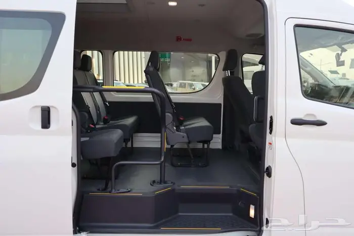 تويوتا هايس 2025 متوفر بضاعه و 13راكب ديزل سعودي فرع جده 11