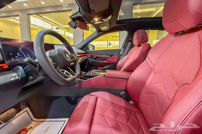 BMW 520 M KIT 2025 اسود خليجي زيرو 8