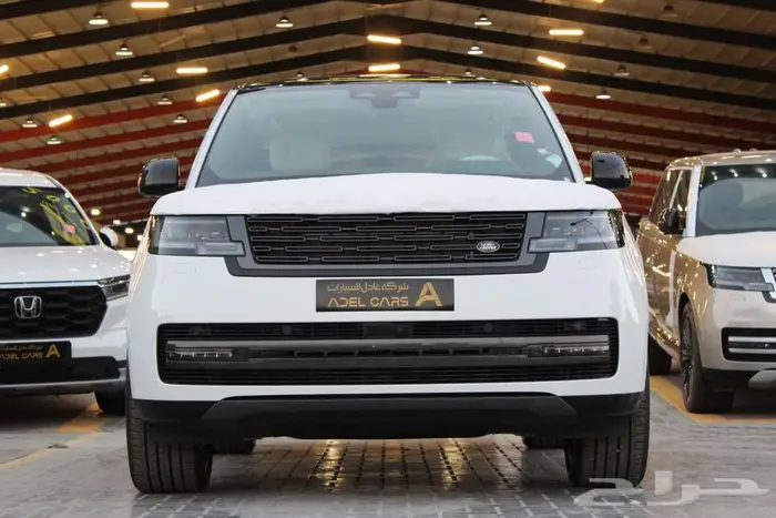 رينج روفر اوتوبيوقرافي 2025 ضمان الناغي صيانة مجانية 60 الف 2