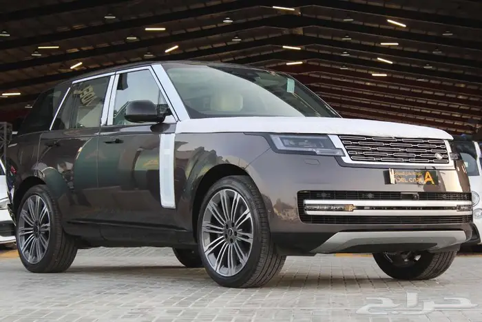 رينج روفر اوتوبيوقرافي2025 ضمان الناغي صيانة مجانية 60 الف 3