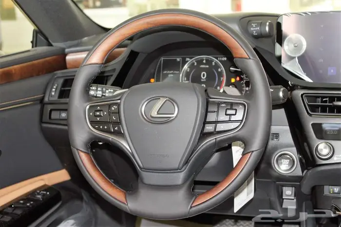 لكزس - ES 350 - CC - نص فل - بريمي - 2025 5