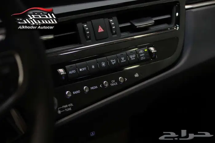 لكزس اي اس 250 15