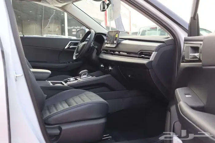 ميتسوبيشى اوتلاندر نص فل وفل كامل 2025 13