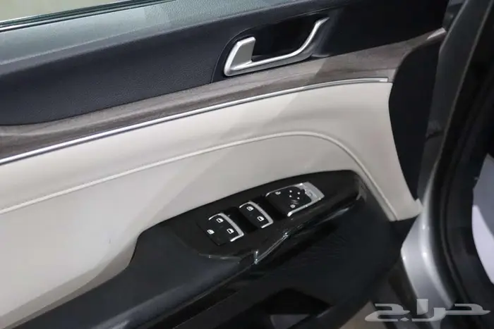 كيا K5 2023 هيبريد 21