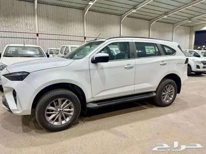 ايسوزو MUX 2025 فل كامل اقوى العروض 1