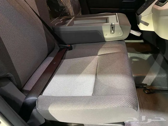 تويوتا هايس بضاعة سقف عالي 2025 ديزل ابيض اوتوماتيك عرض خاص 20