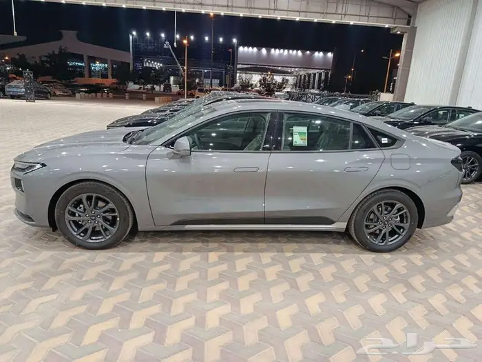 فورد تورس امبيانتي 2026-سعودي الجزيرة 120.5الف شامل الضريبة 5