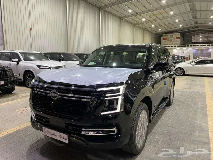 نيسان باترول بلاتنيوم 2025 اسود توين تربو خليجي عماني 8