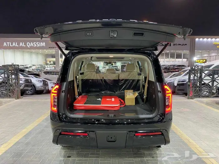 نيسان باترول بلاتنيوم 2025 اسود توين تربو خليجي عماني 54