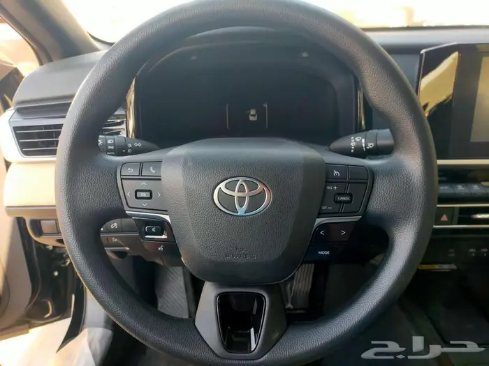 تويوتا كامري استندر هايبرد 5