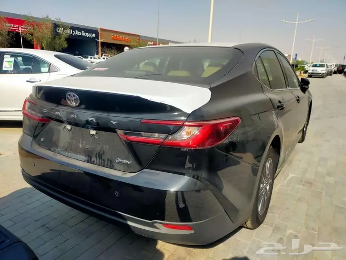 تويوتا كامري استندر هايبرد 4