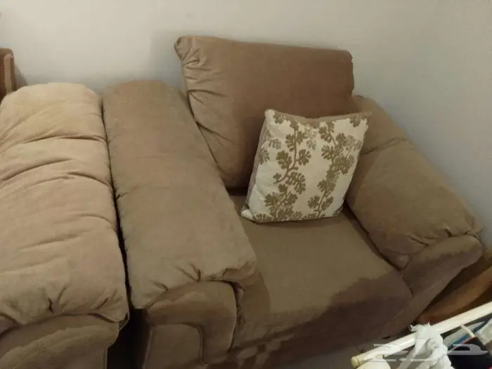 كنب نظيف جدا شبه جديد 4