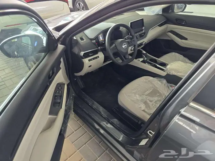 نيسان التيما ستاندر موديل 2025 6