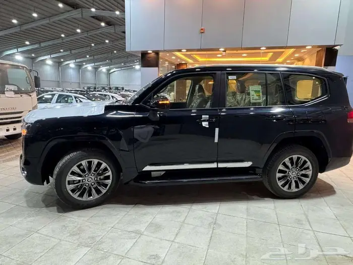 تويوتا GXR رقم 4 بنزين 2025 ( تقسيط جميع البنوك ) 3