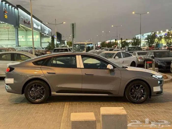 فورد تورس ترند 2026 اقل سعر 3