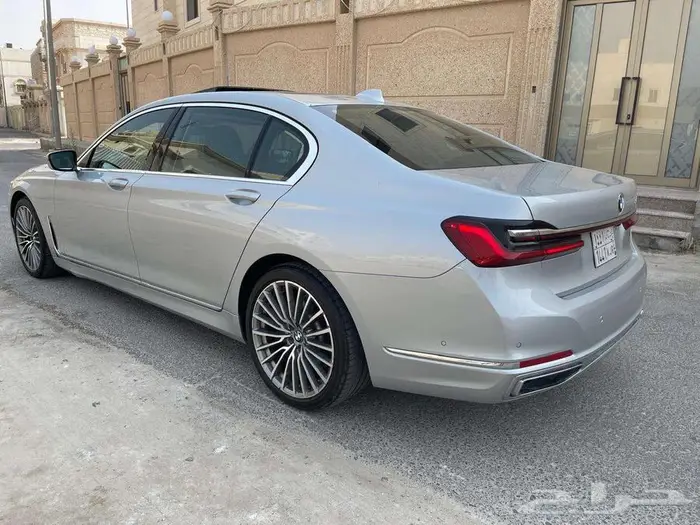 بي ام دبليو 2020 4