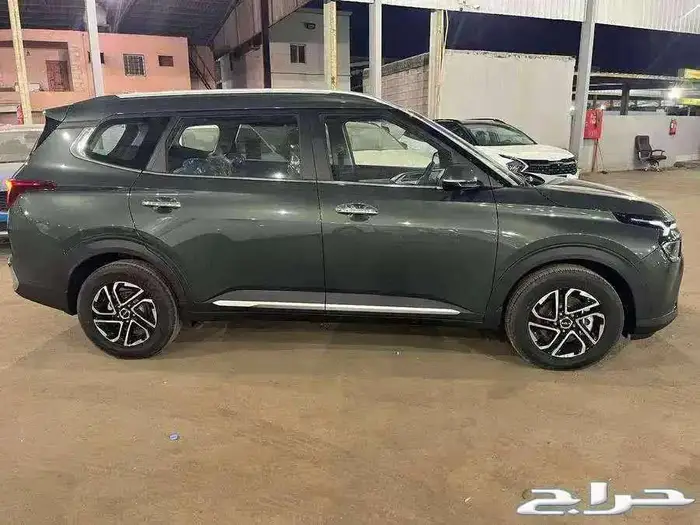 كيا كارينز جميع الفئات ب اسعار منافسه 2025 5