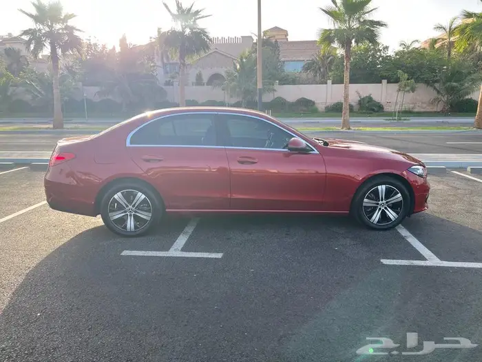 مرسيدس سي أحمر 2022 avantgarde بودي وكالة 4