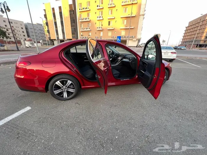 مرسيدس سي أحمر 2022 avantgarde بودي وكالة 10