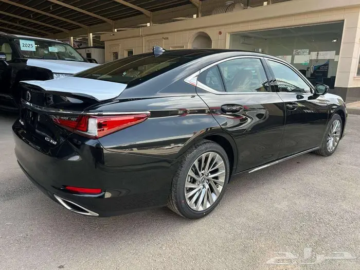 لكزس ES350 CC بنزين 2025 متاح اقساط و كاش 2