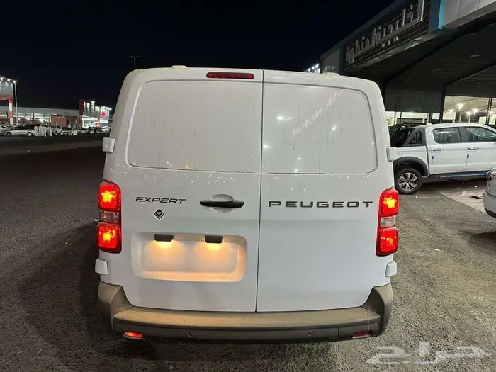 بيجو اكسبيرت فان بضاعه ديزل قير اتوماتيك 2025 عرض خاص 10