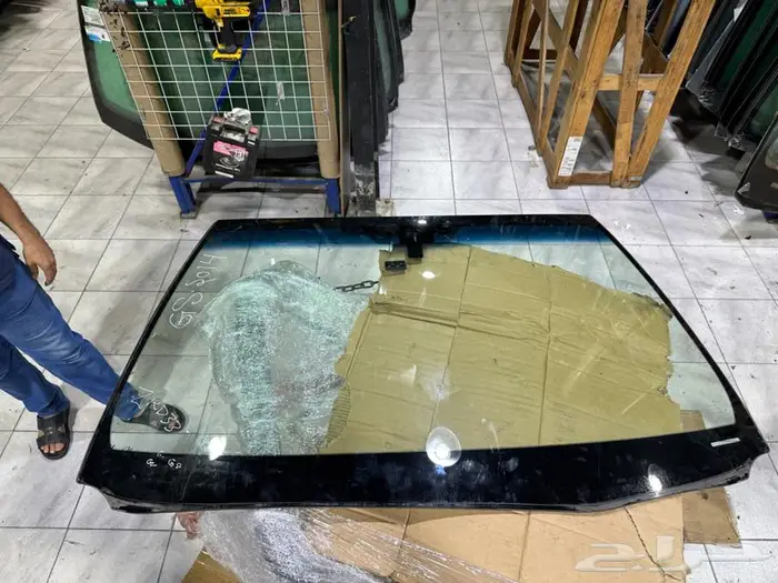 قزاز امامي أصلي لكزس GS من 2012 الى 2020 0